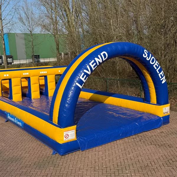 Levend sjoelen huren in Overijssel – opblaasbare sjoelbak waterattractie