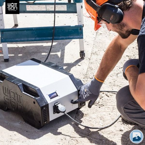 Zijkant van de Wattsun Accu Dock 2000 draagbare stroomvoorziening voor evenementen